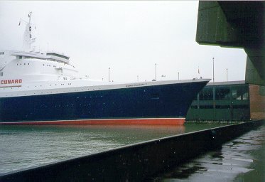 Front Third of the QE2